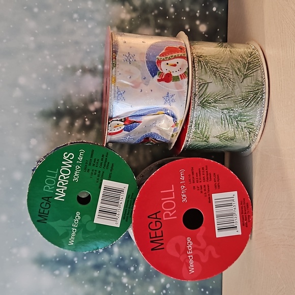 Holiday Christmas non religious wire ribbon rolls and a question game most NWT - Picture 9 of 12